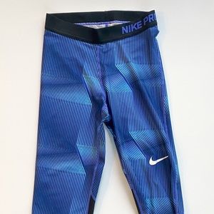 nike pro mid-rise leggings